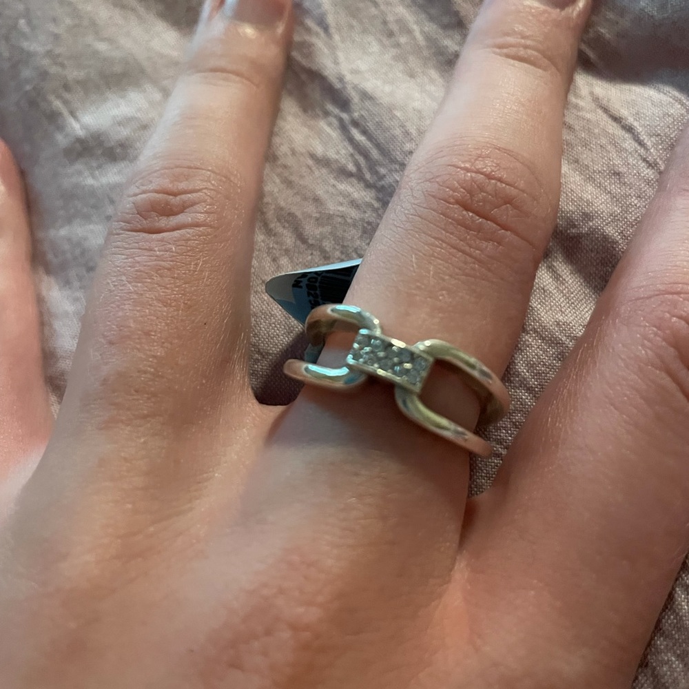 NWT Brighton Ring: Size 8